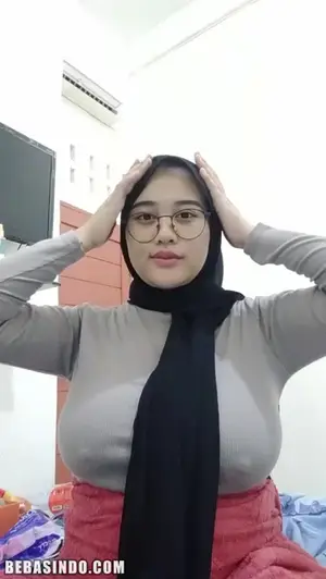 Thumbnail untuk kategori Bokep Jilbab di Memek Mulus Bocil